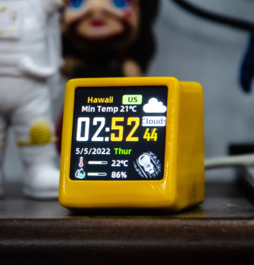 Smart Desk Clock WiFi Weather Display – 1.54" Screen | Tecodech Smart Weather Clock Axl Yellow