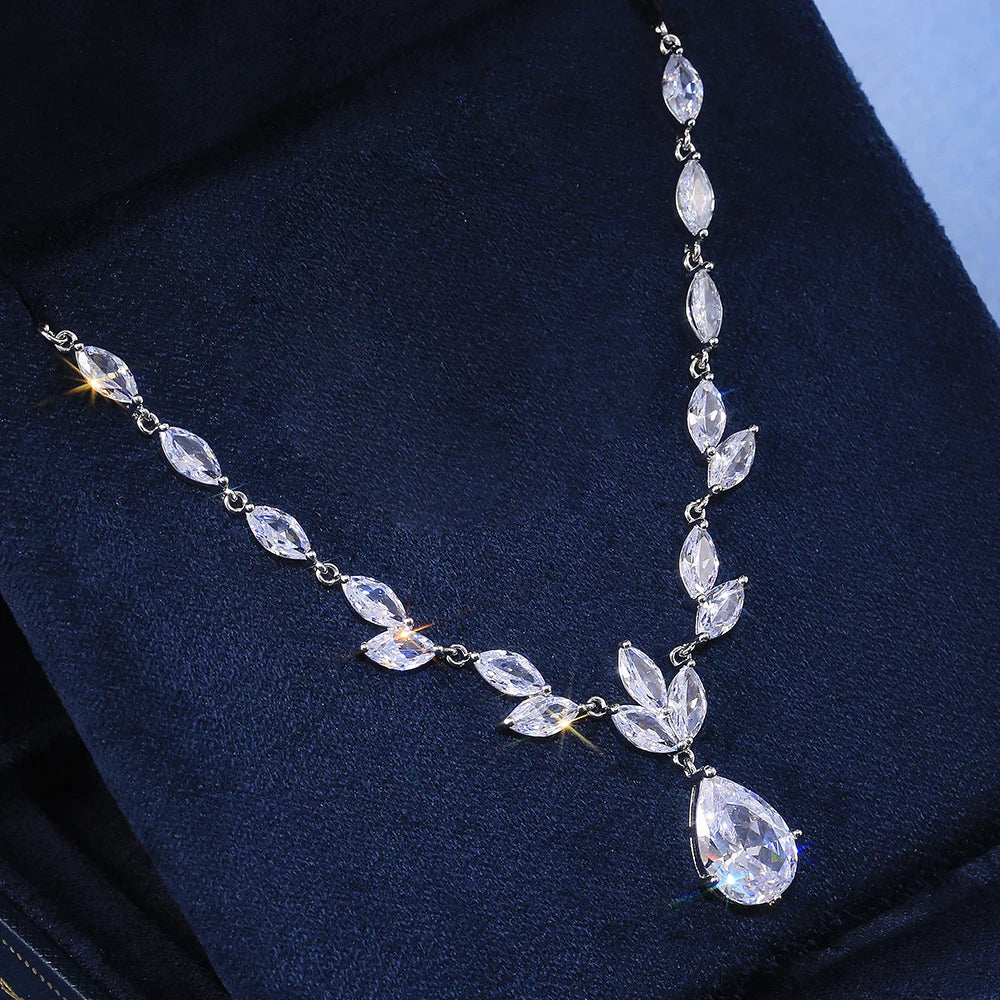 Huitan Water Drop CZ Pendant Necklace | Iced Out Women's Jewelry Pendant Necklace Axl Silver Plated 37.5cm 5cm WHITE