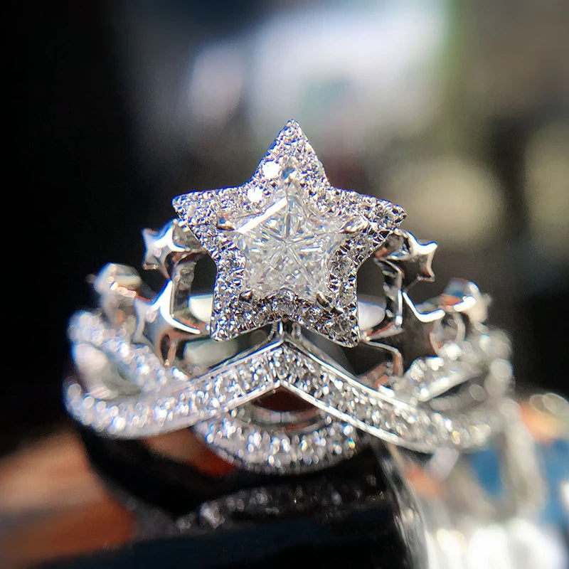 Huitan Star Ring Women – Silver-Plated CZ Crystal Fashion Ring Fashion Ring Axl