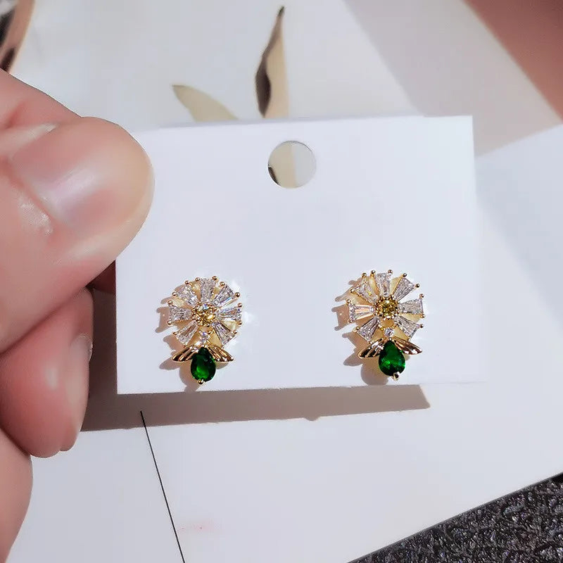 Huitan Gold Flower & Bee Stud Earrings – Green CZ Women's Jewelry Stud Earrings Axl