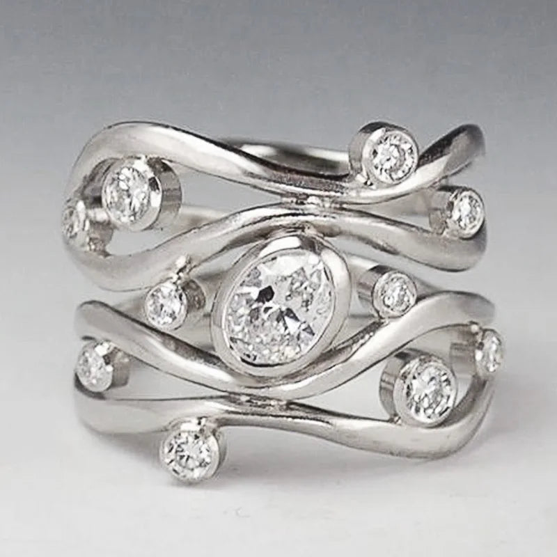 Huitan Geometric CZ Women's Ring – Silver Tone Fashion Jewelry Fashion Ring Axl