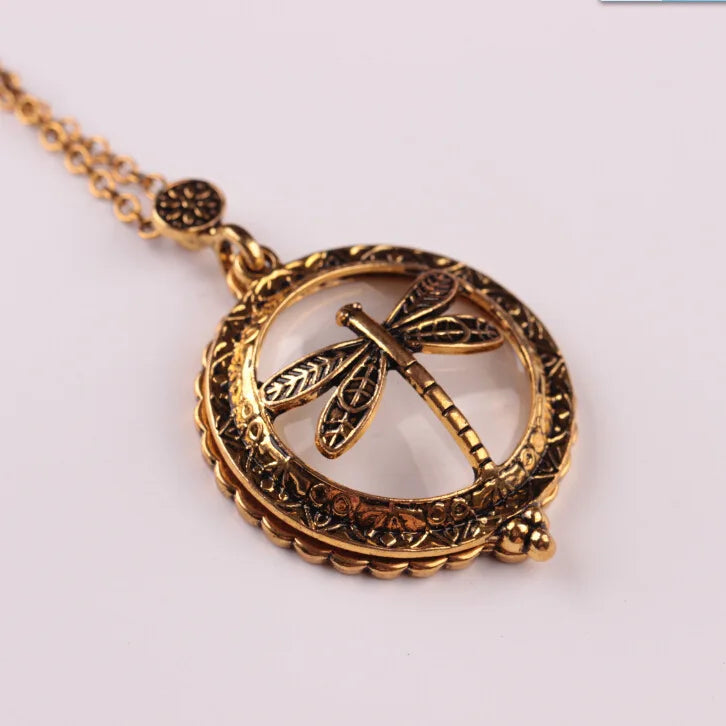 Vintage Magnifying Glass Necklace Pendant – 2.5X Metal Chain Magnifier Necklace Pendant Axl Silver