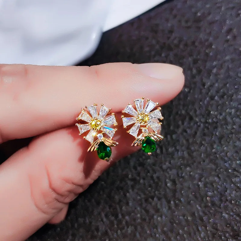 Huitan Gold Flower & Bee Stud Earrings – Green CZ Women's Jewelry Stud Earrings Axl E1506