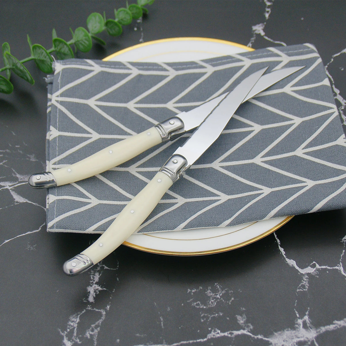 Laguiole Steak Knife Set 4–12pc | Pearl White Handles Steak Knife Set Axl