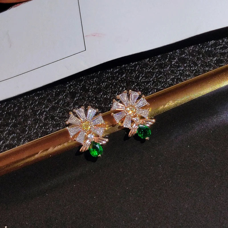 Huitan Gold Flower & Bee Stud Earrings – Green CZ Women's Jewelry Stud Earrings Axl