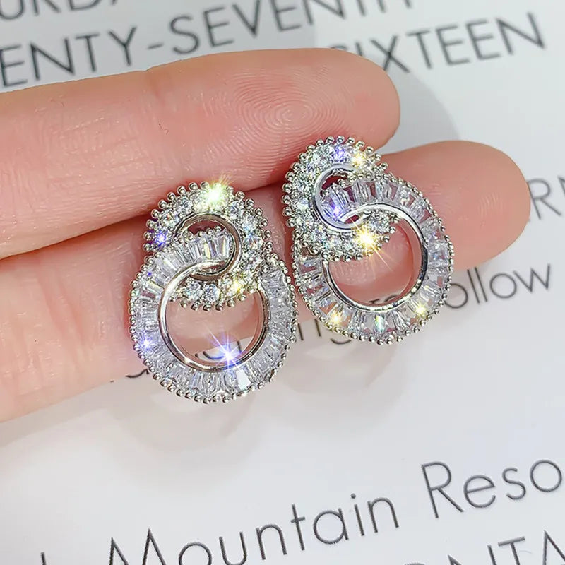 Huitan Crystal Cubic Zirconia Figure-8 Stud Earrings Women Crystal Stud Earrings Axl