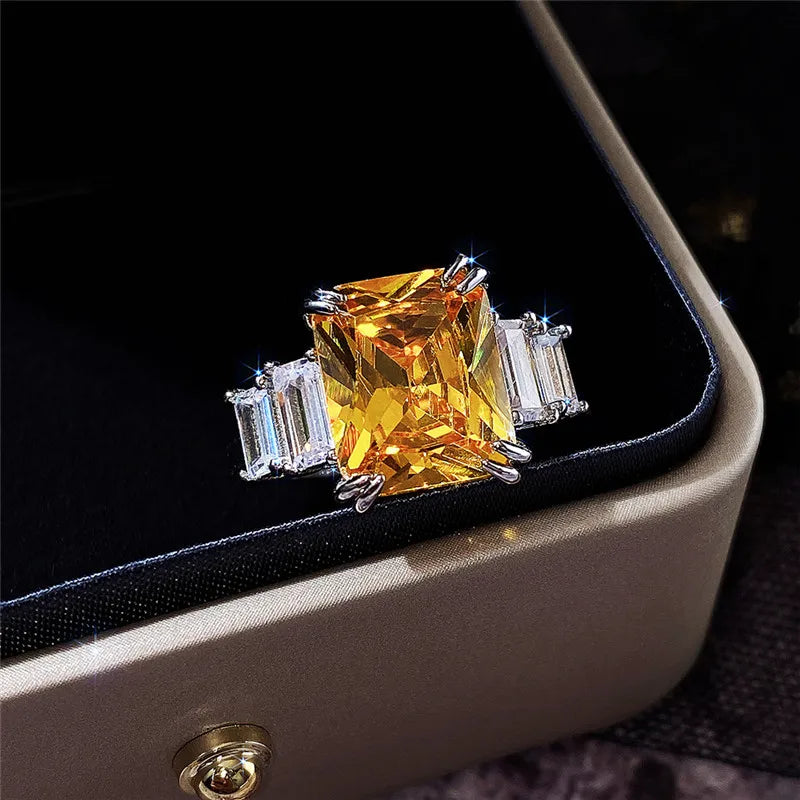 Huitan Women's Blue & Yellow CZ Stone Ring – Fashion Jewelry Fashion Ring Axl