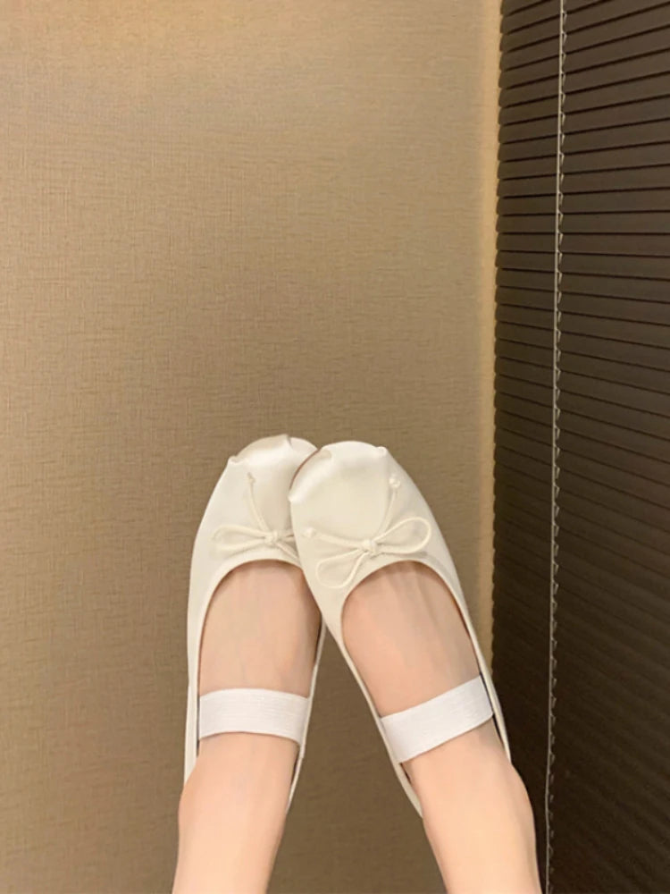 Women's Silk Satin Bow Mary Jane Ballet Flats – Plus Size Mary Jane Flats Axl