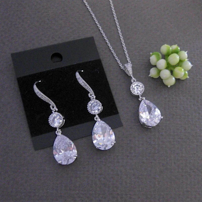 Huitan Waterdrop CZ Drop Earrings – Silver Wedding Jewelry Drop Earrings Axl