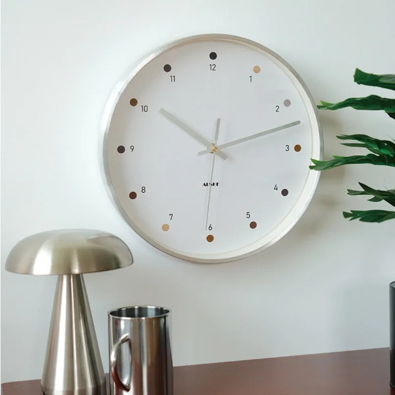 Modern Minimalist Silver Wall Clock – Silent Quartz 35cm Decorative Wall Clock Axl
