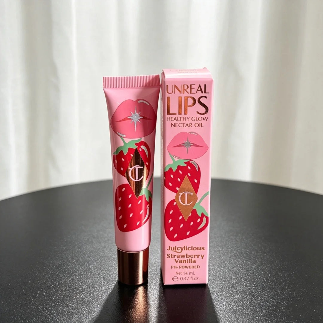 Charlotte Tilbury Moisturizing Lip Gloss & Velvet Lipstick Set Lip Gloss Set Axl Strawberry Vanilla