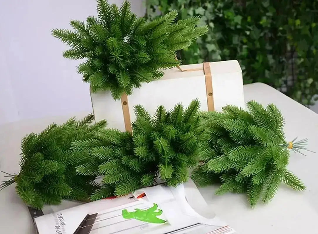 10-Piece Artificial Pine Branch Set – Christmas Tree Ornaments Christmas Tree Ornaments Axl