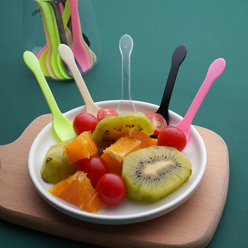 100 Mini Plastic Spoons – Dessert, Ice Cream & Party Spoons Disposable Party Spoons Axl