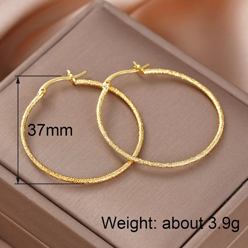 Huitan Frosted Gold Hoop Earrings – Textured Big Circle Hoop Earrings Axl