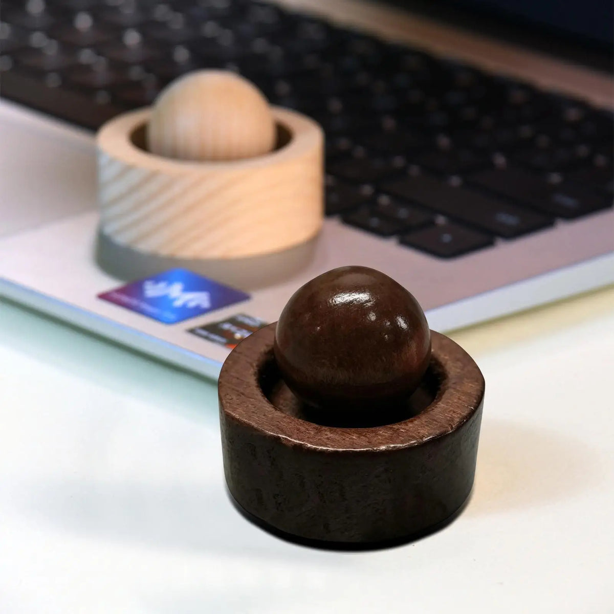 Mini Wooden Essential Oil Diffuser – Car, Home & Bedroom Essential Oil Diffuser Axl
