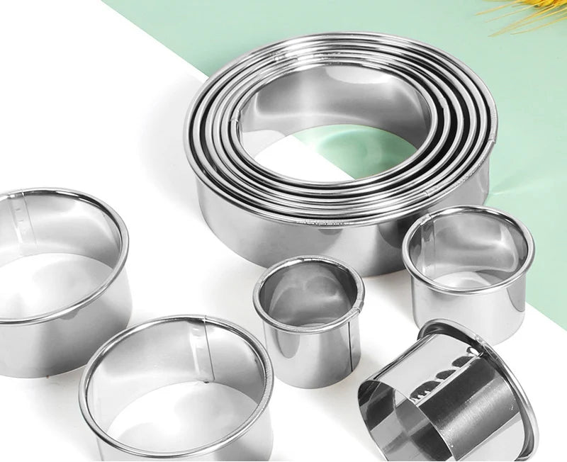 Round Cookie Cutter Set 11/12pc – Dough & Dumpling Molds Cookie Cutter Set Axl