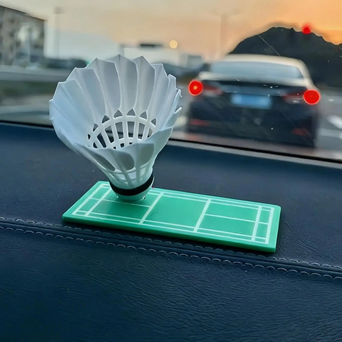 360° Rotating Badminton Shuttlecock Car Dashboard Ornament Dashboard Ornament Axl