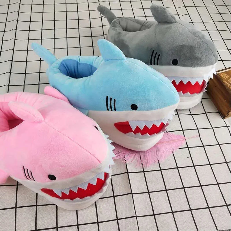 Lorilury Shark Furry Slippers – Women's Cartoon Indoor Slides Novelty Fur Slippers Axl