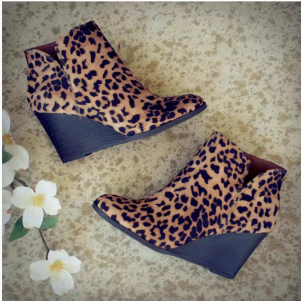 Women's Wedge Ankle Boots – Side Zip Round Toe Warm Booties Wedge Ankle Boots Axl Leopard 35