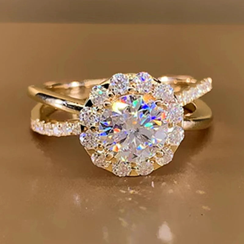 Huitan Gold CZ Wedding Ring for Women – Pavé Crystal Band Wedding Band Ring Axl