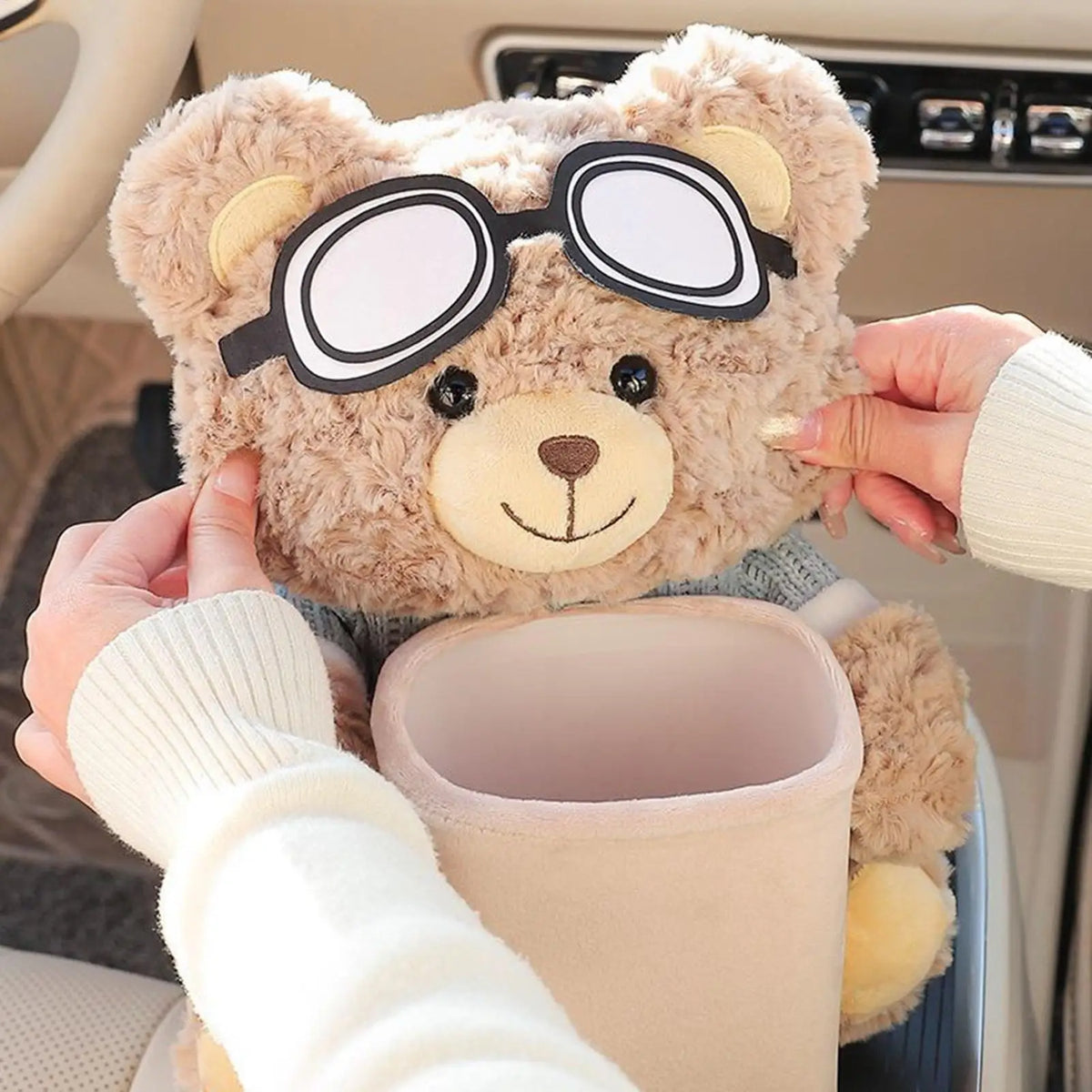Cartoon Bear Car Tissue Holder & Trash Can – 2-in-1 Car Organizer Axl