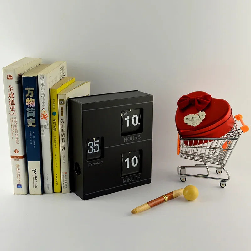 Retro Book Flip Clock – Vintage Desk Clock | Black & White Flip Desk Clock Axl