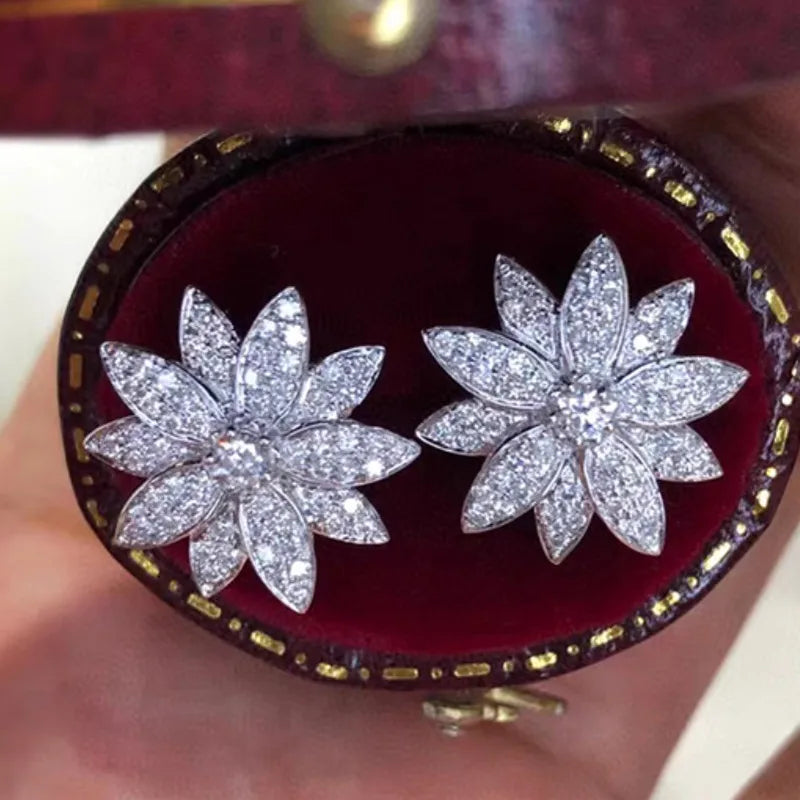 Huitan Flower CZ Stud Earrings – Sparkling Women's Jewelry CZ Stud Earrings Axl E3211