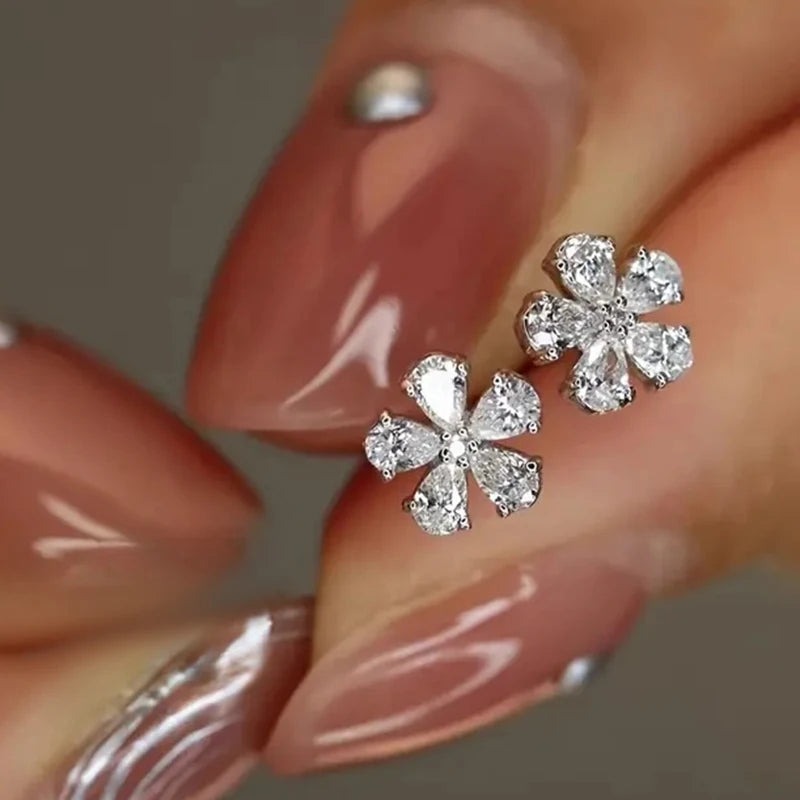 Huitan Flower CZ Stud Earrings – Sparkling Women's Jewelry CZ Stud Earrings Axl