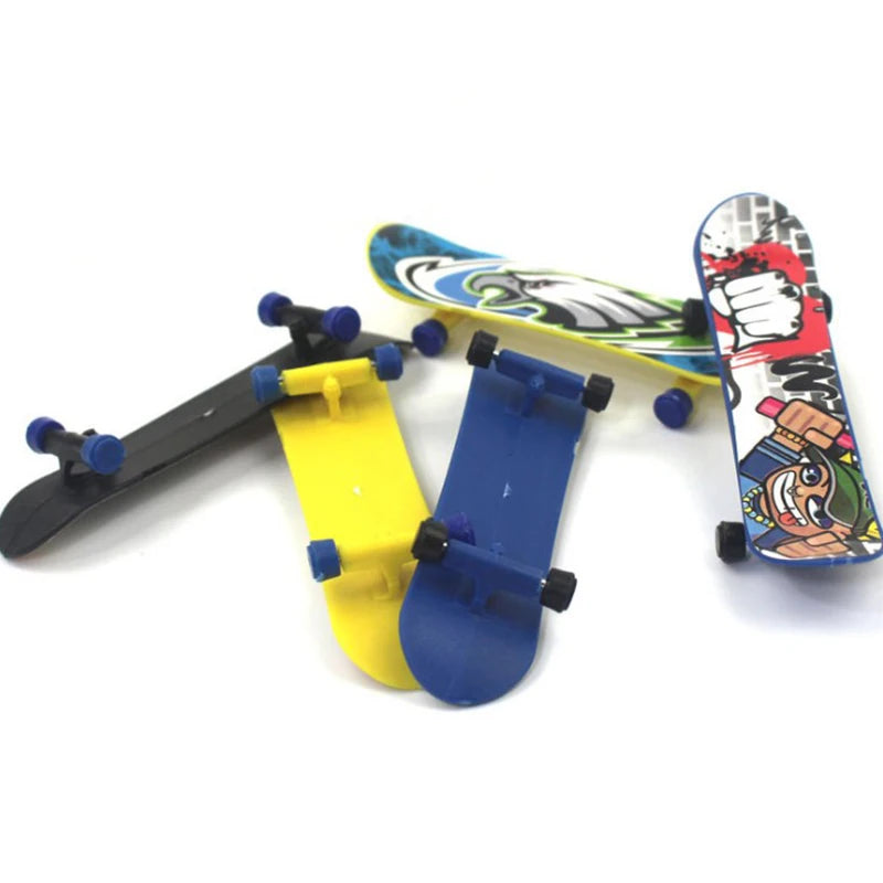 Mini Finger Skateboard Toy – Fun Fingerboard Gift for Kids Finger Skateboard Toy Axl