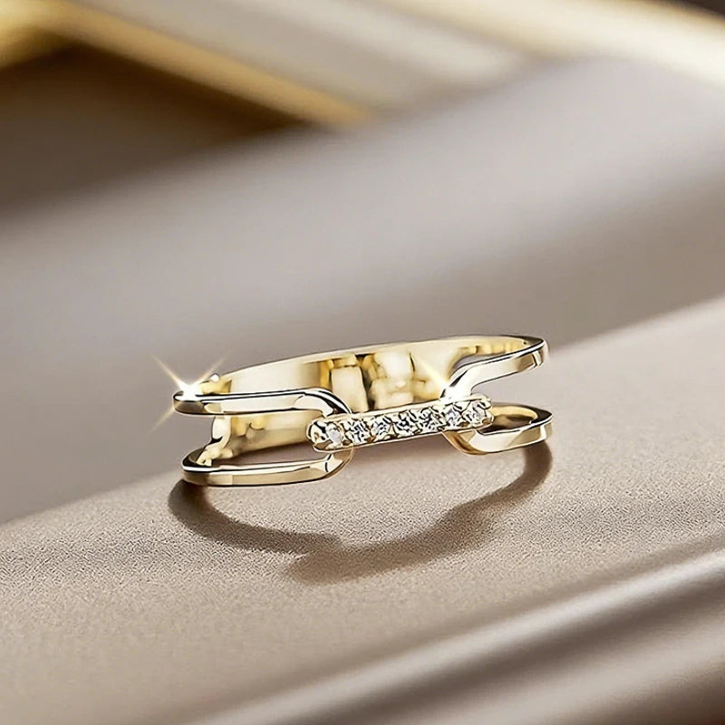 Huitan Chain-Link CZ Ring for Women | Chic Fashion Jewelry Fashion Ring Axl