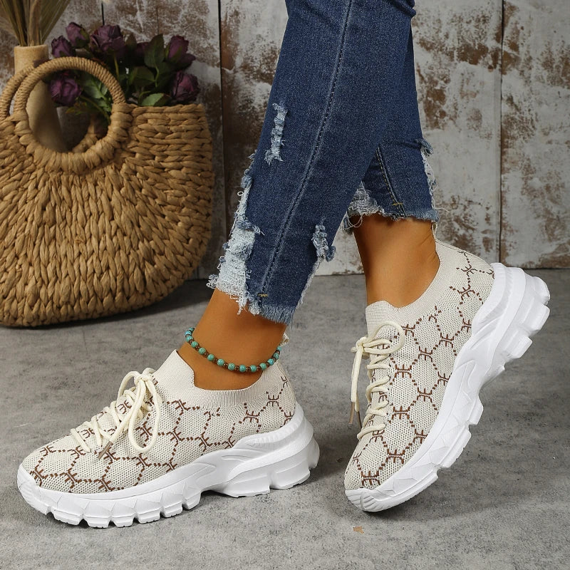 YBQJOO Women's Canvas Flat Shoes – Lace-Up Breathable Casual Women's Canvas Flats Axl