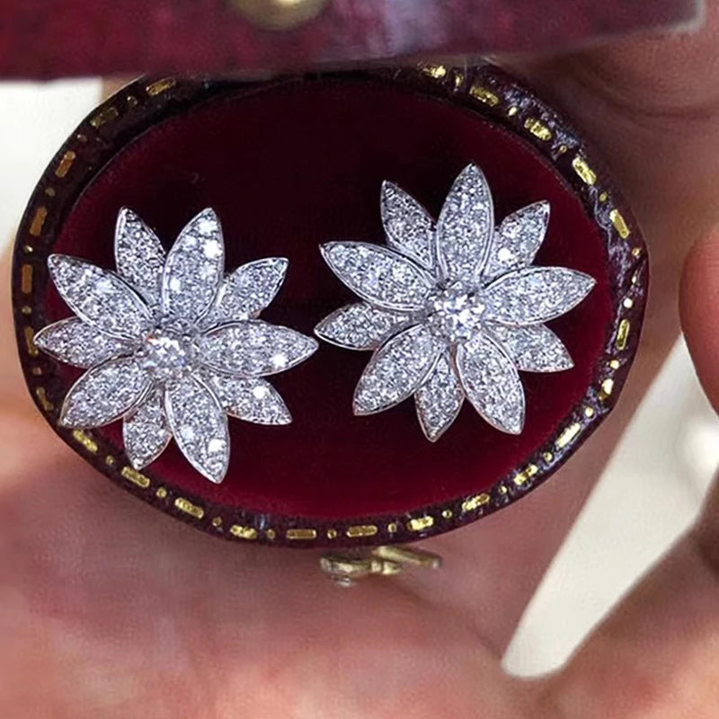 Huitan Flower CZ Stud Earrings – Sparkling Women's Jewelry CZ Stud Earrings Axl