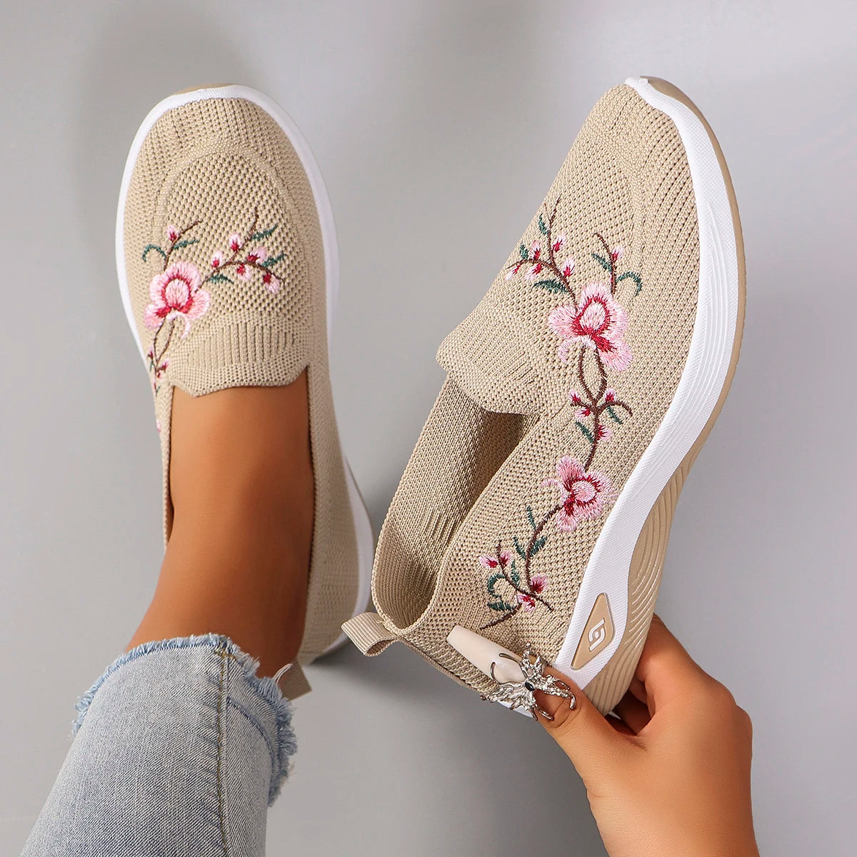 Women's Ethnic Embroidery Floral Slip-On Loafers | Lightweight Women's Slip-On Loafers Axl