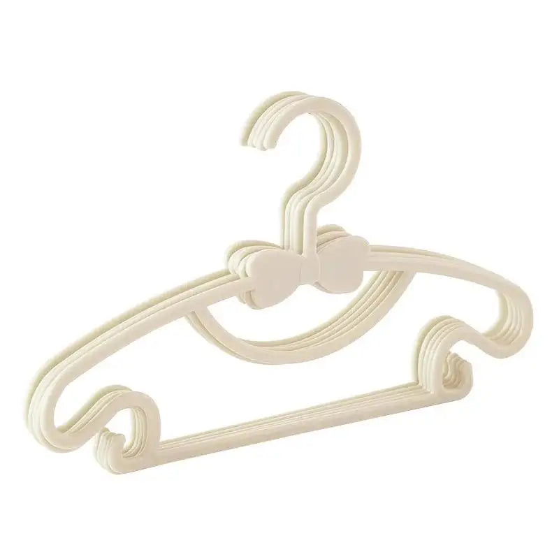 5-Pack Kids Plastic Clothes Hangers – Baby & Toddler Organizer Kids Clothes Hangers Axl 5 PCS White