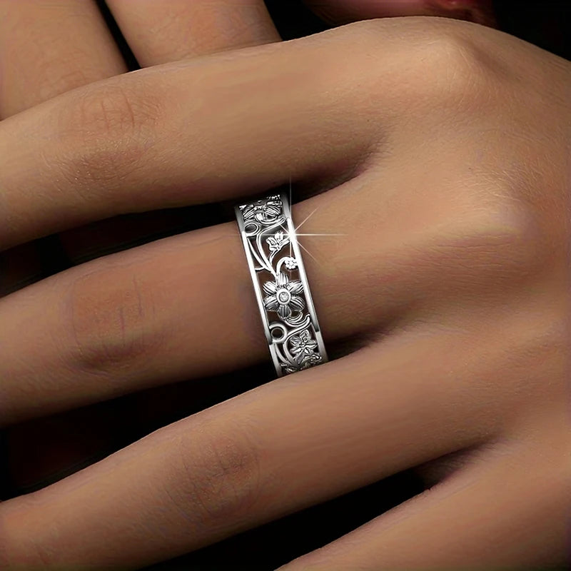 Huitan Silver Hollow Floral Ring – Women's Wedding Band Fashion Ring Axl