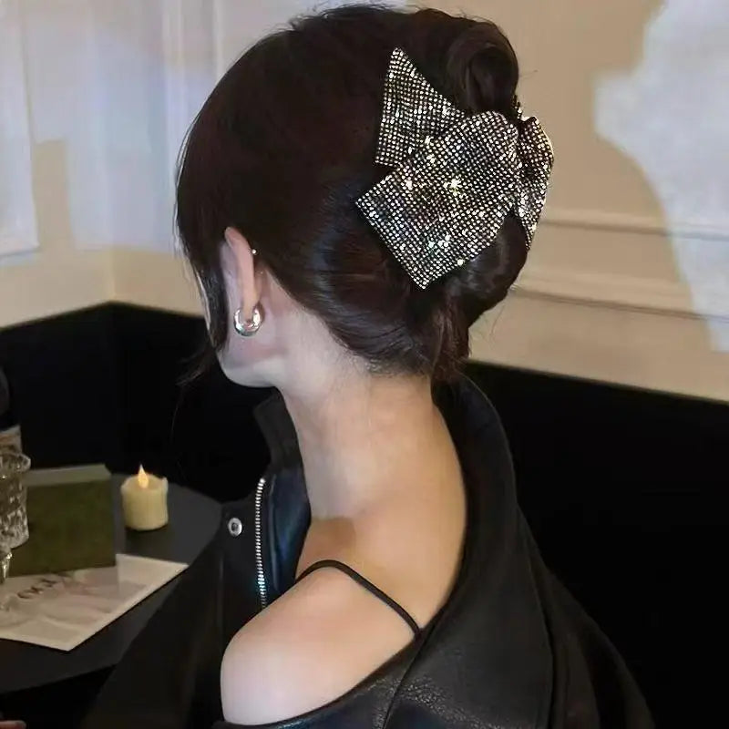 Rhinestone Hair Claw Clip – Shiny Triangular Hairpin for Women Hair Claw Clip Axl A2