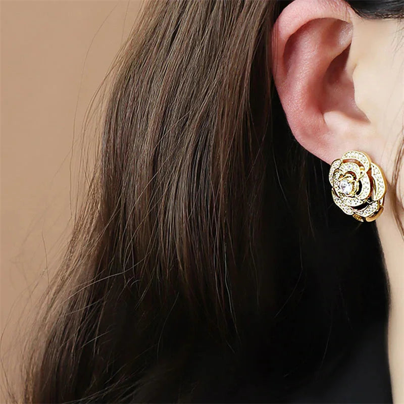 Huitan Flower Hoop Earrings – Cubic Zirconia Women's Jewellery Fashion Hoop Earrings Axl