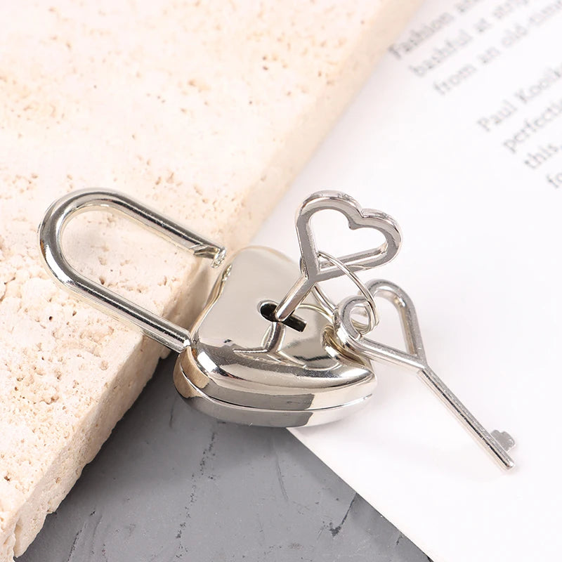 Heart Shape Mini Padlock with Key – Diary & Jewelry Box Lock Mini Padlock Axl