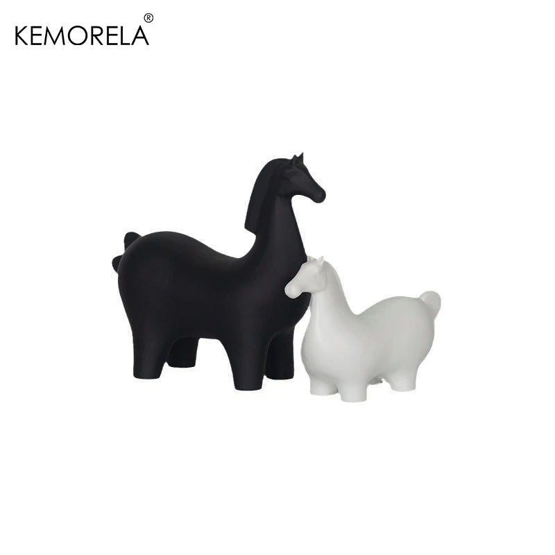 Nordic Ceramic Horse Ornament | Home & Office Decor Gift Ceramic Figurine Axl