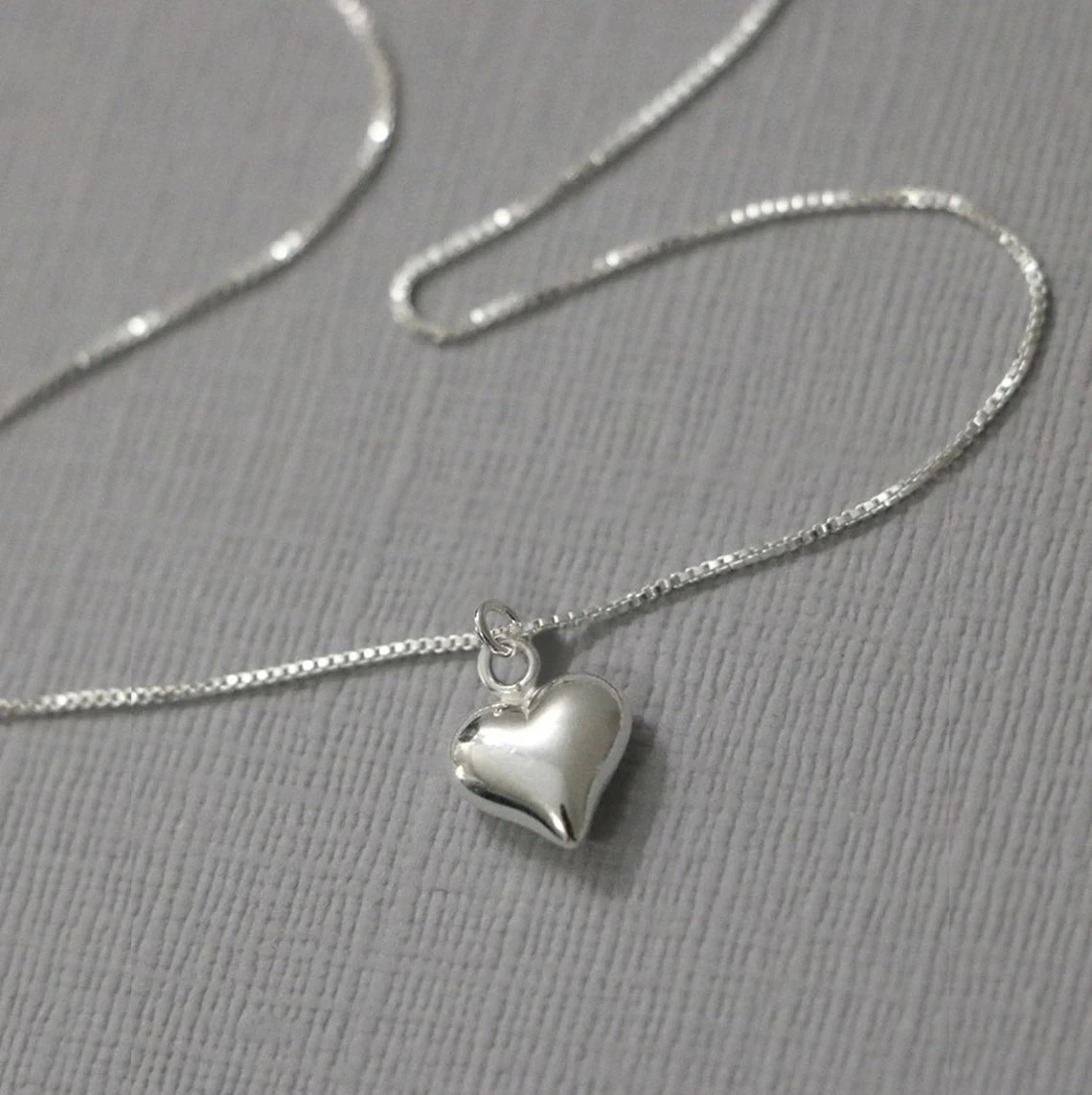 Huitan Silver Heart Pendant Necklace | Box Chain for Women Pendant Necklace Axl