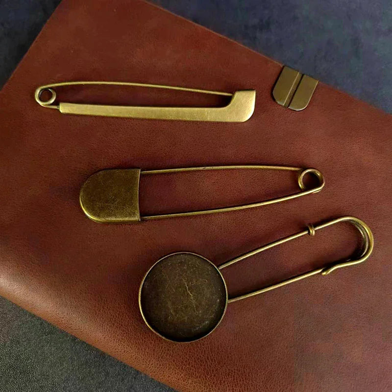Retro Bronze Large Metal Safety Pins for Clothing & Scarves Metal Safety Pins Axl
