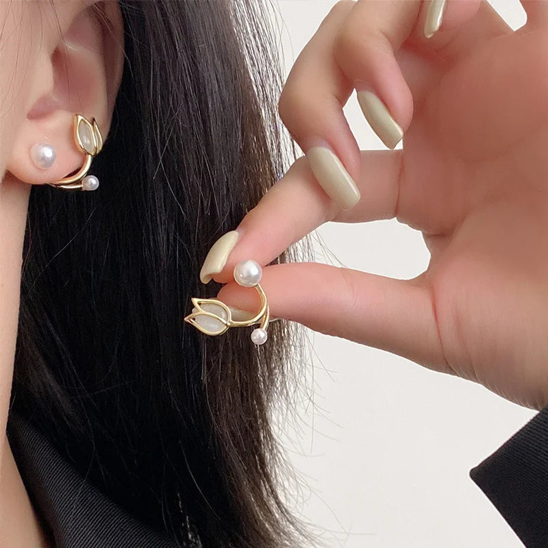 Vintage Pearl Rhinestone Flower Stud Earrings for Women Stud Earrings Axl