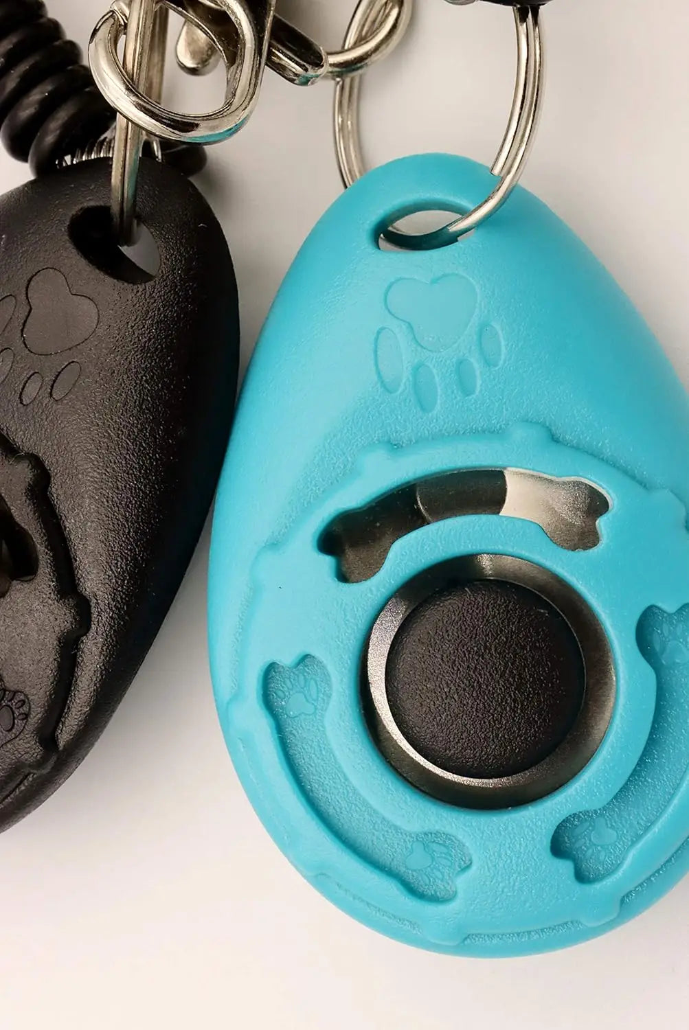 Pet Training Clicker with Wrist Strap – Dog & Cat 2-Pack Pet Training Clicker Axl