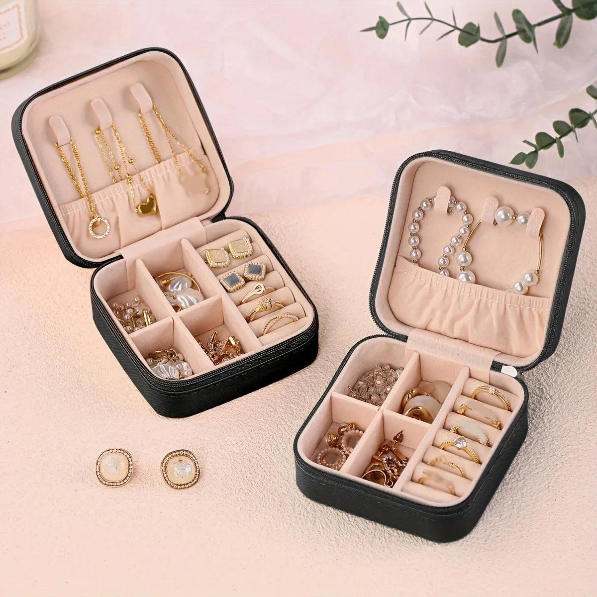 Portable Mini Jewelry Box – Travel Organizer for Rings & Earrings Jewelry Storage Box Axl