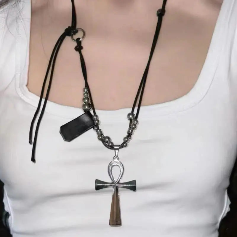 Y2K Retro Metal Cross Pendant Necklace – Gothic Punk Chain Cross Pendant Necklace Axl