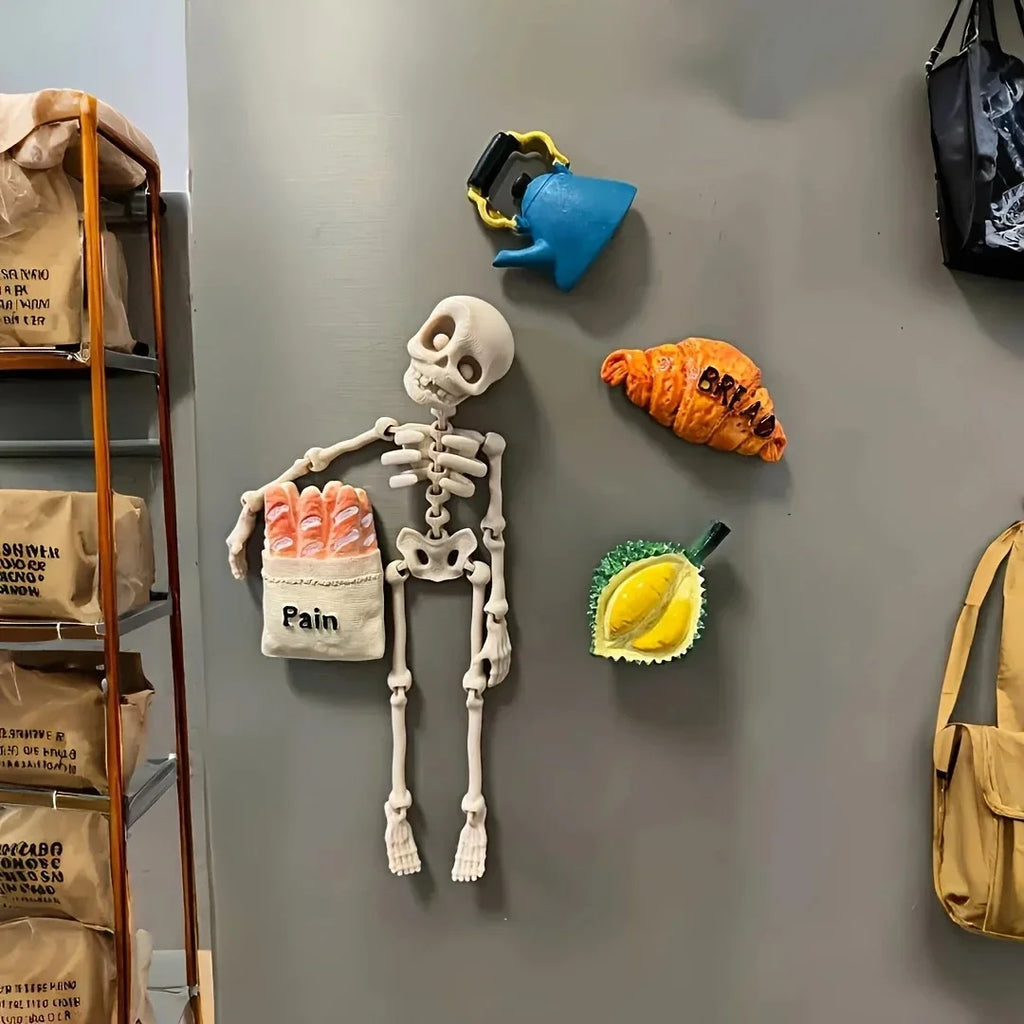 Poseable Skull Fridge Magnet – Funny Halloween Quirky Decor Novelty Fridge Magnet Axl