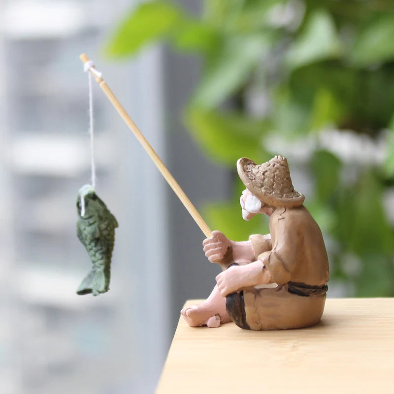 Fishing Old Man Resin Statue – Garden Micro-Landscape Ornament Garden Resin Figurine Axl