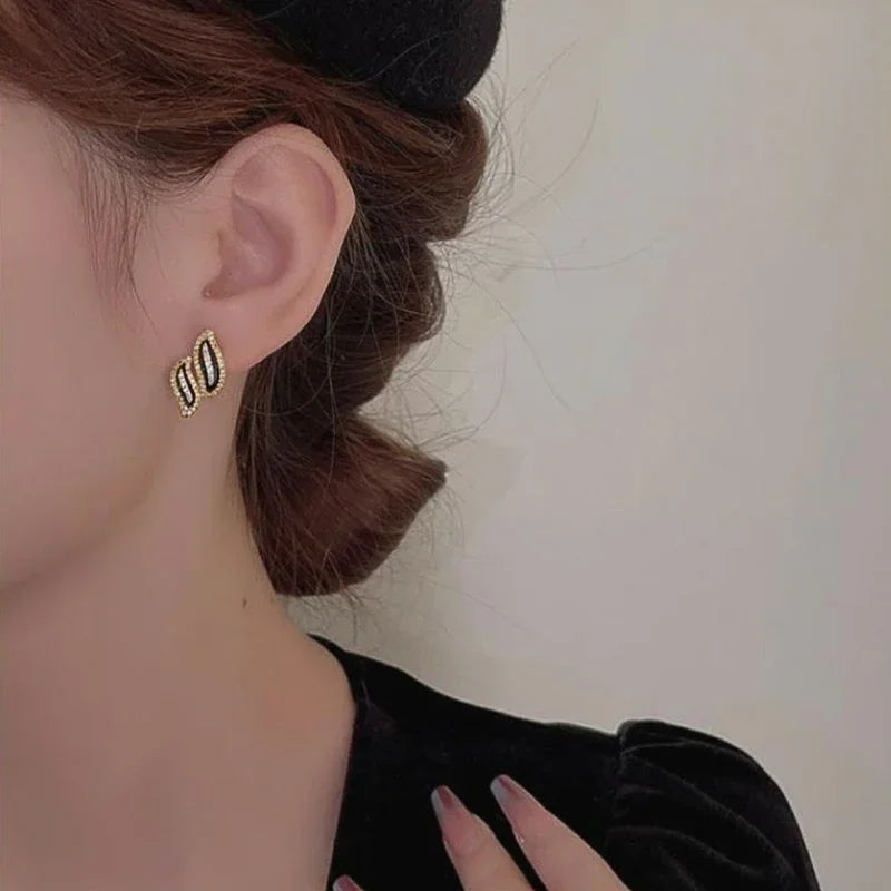 Huitan Double Leaf Gold Stud Earrings – Cubic Zirconia Women Stud Earrings Axl