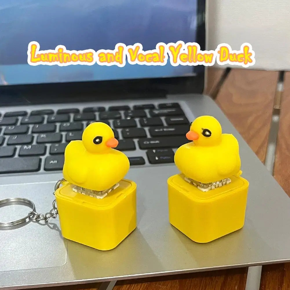 Cute Yellow Duck Keycap Keychain – Sound & Light 3D Charm Novelty Keychain Charm Axl
