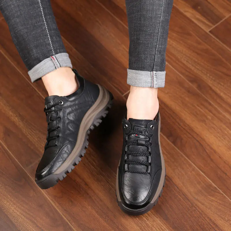 Men's Lightweight Anti-Slip Outdoor Sneakers | Lace-Up Casual Men's Casual Sneakers Axl